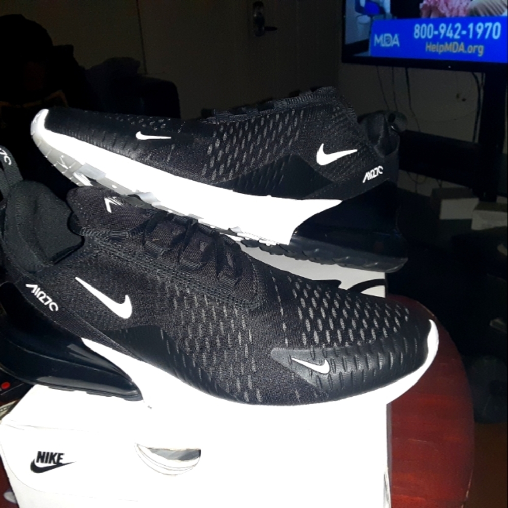 Womens Nike Air Max 260 size 12